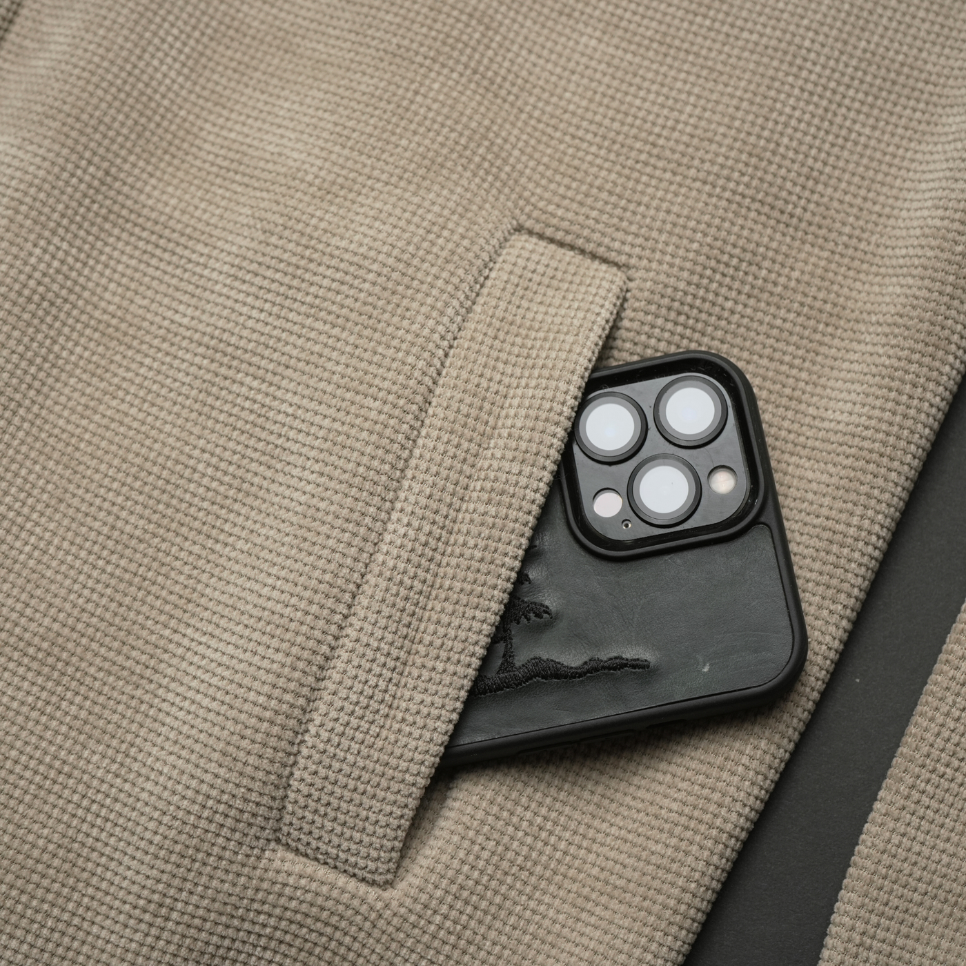 Sam | Men’s Thick Velour Vest